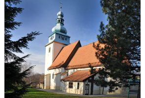 Atrakcje Gminy Brenna, Kościół Parafialny w Górkach Wielkich